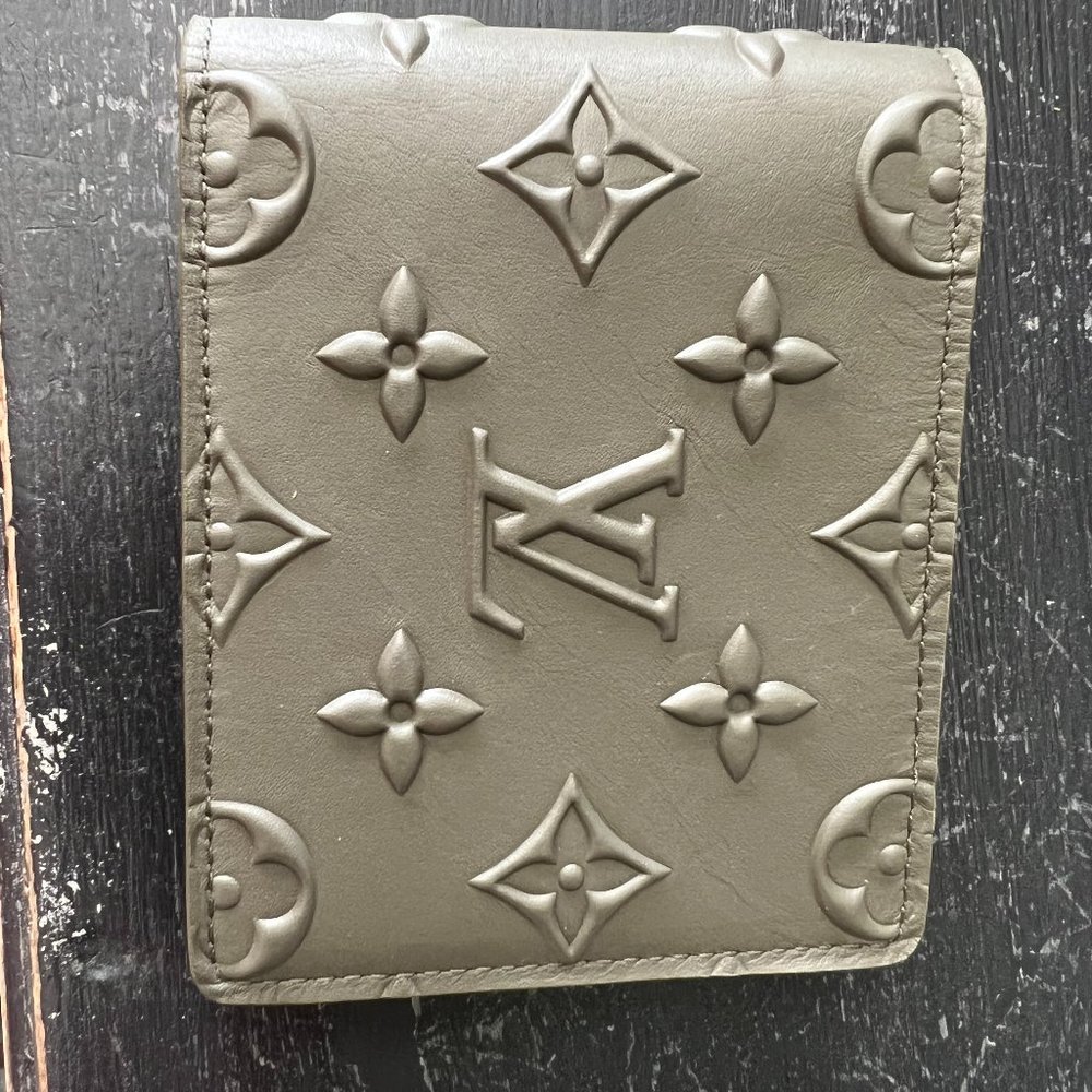 Gorgeous brand new men's Louis Vuitton Slender Wallet